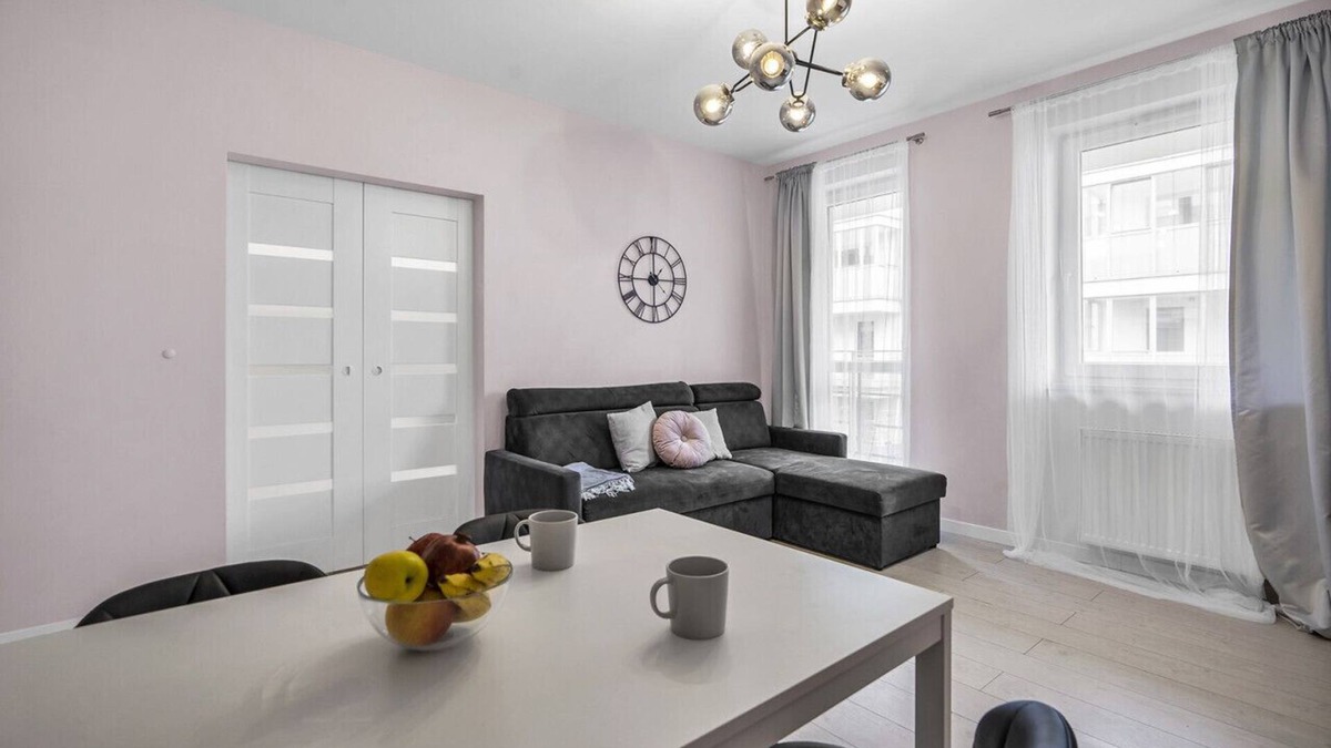 Bialoleka Apartment | Warsaw Apartments - Parking, Quiet Neighbourhood by Rentujemy