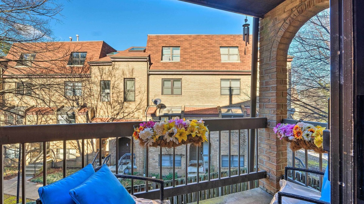 Fort Lincoln House | Washington DC Townhome 4 Mi to National Mall!