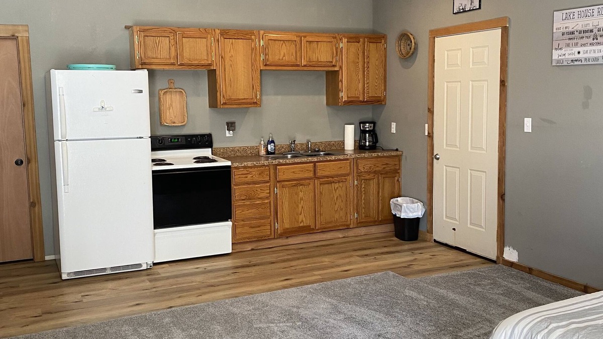 Warsaw Apartment | Water front Lake of the Ozarks Studio Apartment