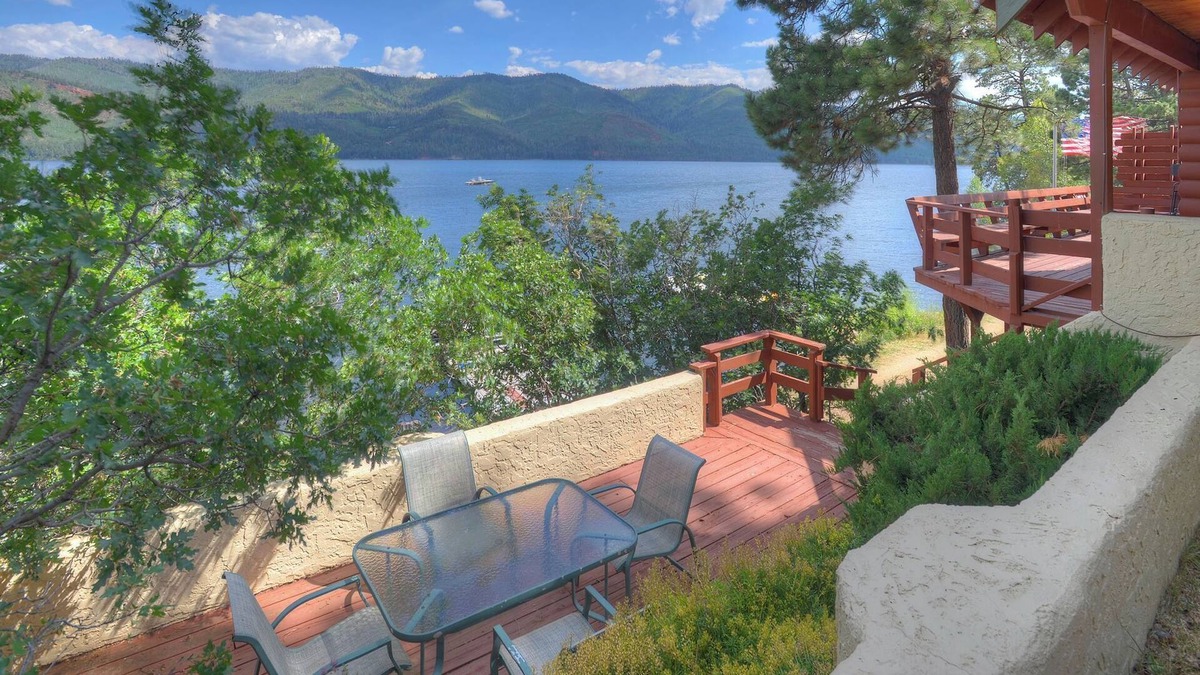 Bayfield Cabin | Water's Edge Cabin on Lake Vallecito | Waterfront, Lake Views, Walk to Marina