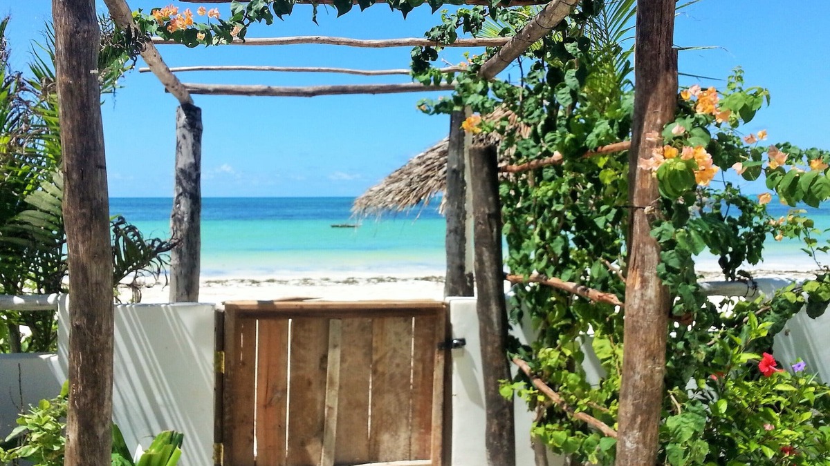 Paje Villa | Water's edge beach house, sleeps 12, Pool, Chef