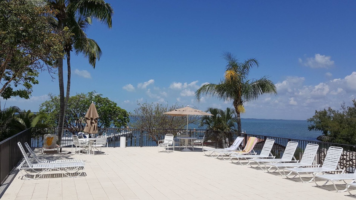 Key Largo Apartment | Water View. Diver's Heaven. Fishing. Paradise Key Largo, Moonbay