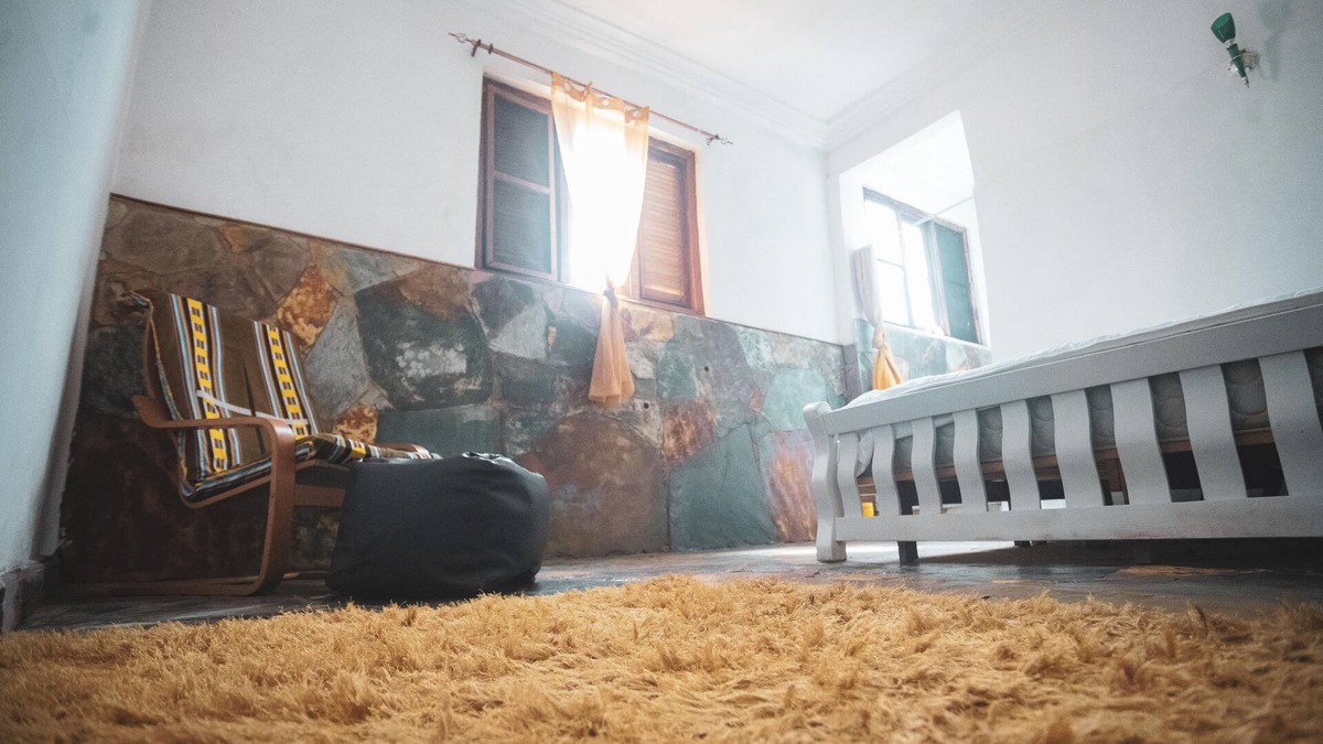 Nungua House | Waterfall Bed & Breakfast Mountain Getaway