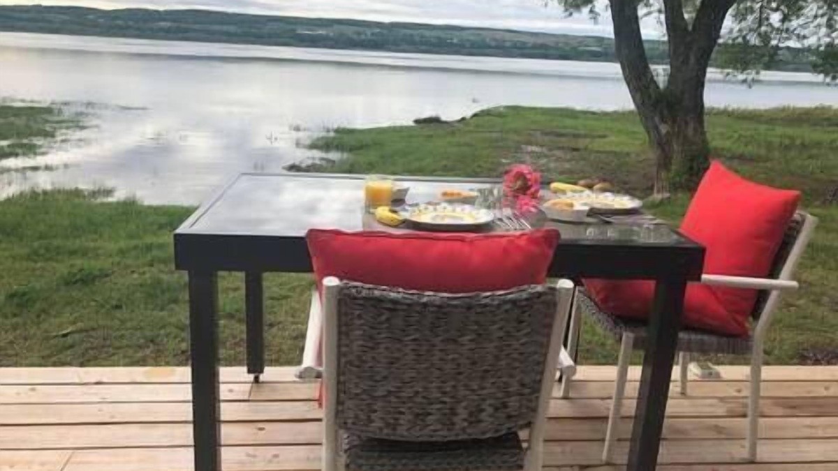 Ste Anne de Beaupre House | Waterfront view - Phenicia House