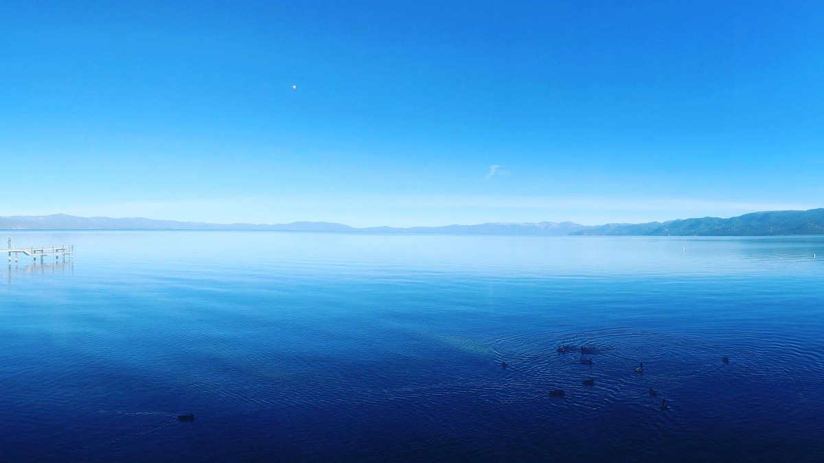 Al Tahoe House | Waterfront 180’ views Rent for summer of 2022 Memorial Day to LaborDay $30,000