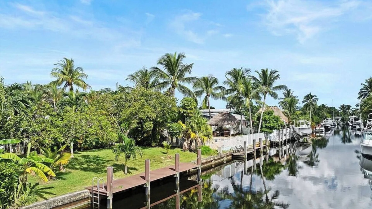 Lauderdale Isles House | Waterfront 2-bedroom house with boat dock & Ocean Access