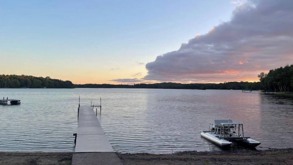 Presque Isle Resort | Waterfront 2 bedroom Cabin on Resort grounds