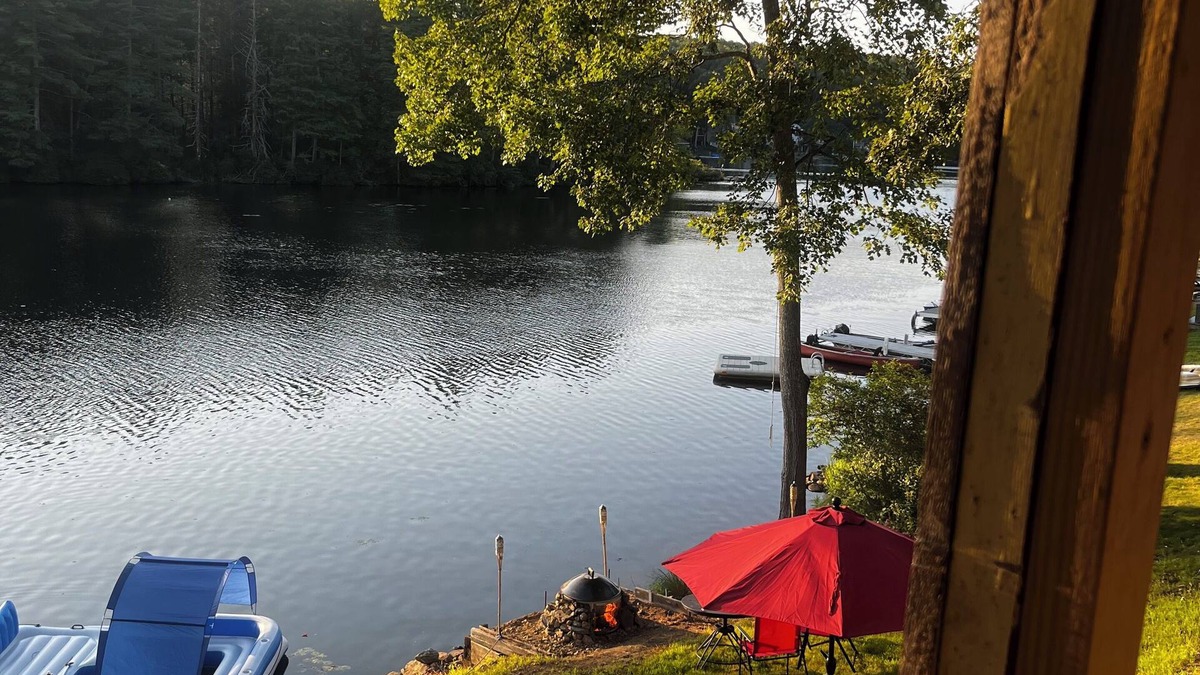 Charlton House | Waterfront 4 bedroom house in Charlton. Packed with fun for anyone!