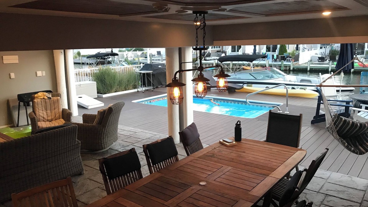 Normandy Beach House | WATERFRONT 5-bedroom w/heated pool NORMANDY BEACH