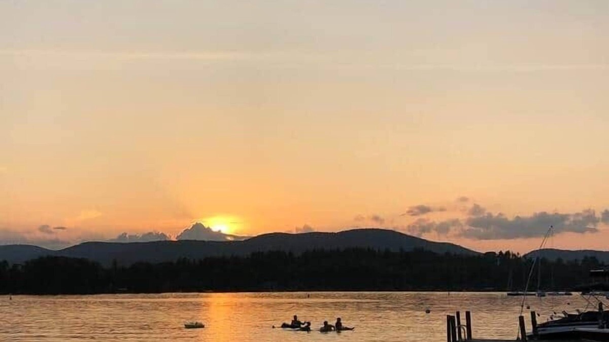 Lake George House | Waterfront 5 BR Home with Dock Slip