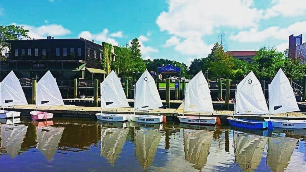 Georgetown Apartment | Waterfront and boardwalk 2-bedroom, 1- bath apartment in Historic Georgetown, SC