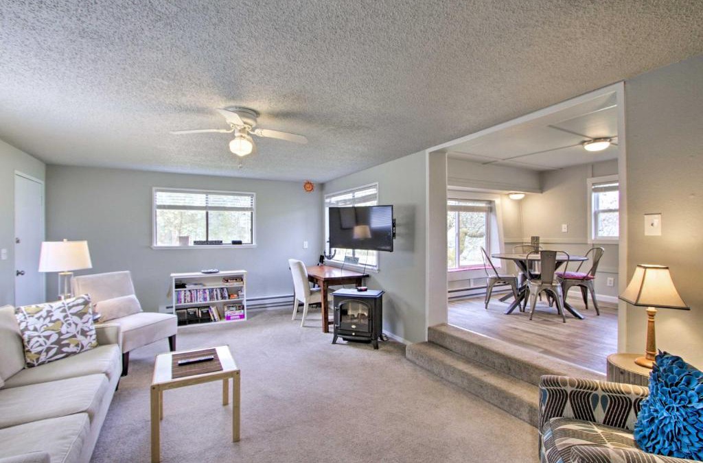 Anderson Island House | Waterfront Anderson Island Home with Kayaks