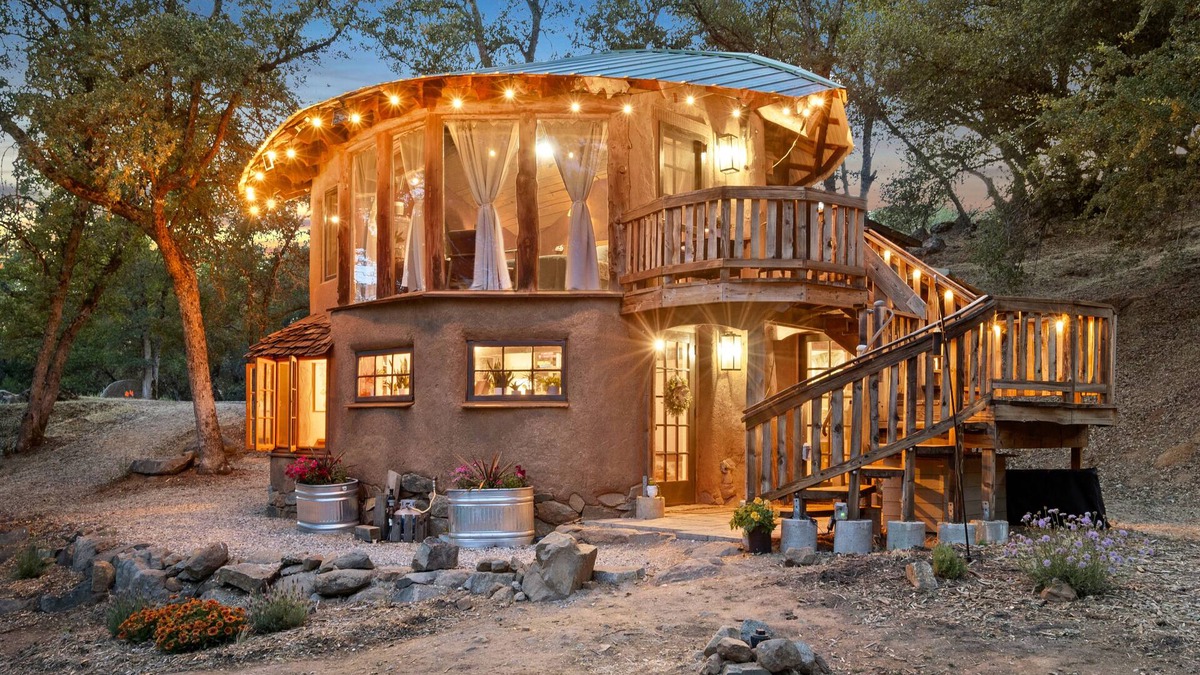 Sonora Cottage | Waterfront Birds Nest Magical Dog friendly
