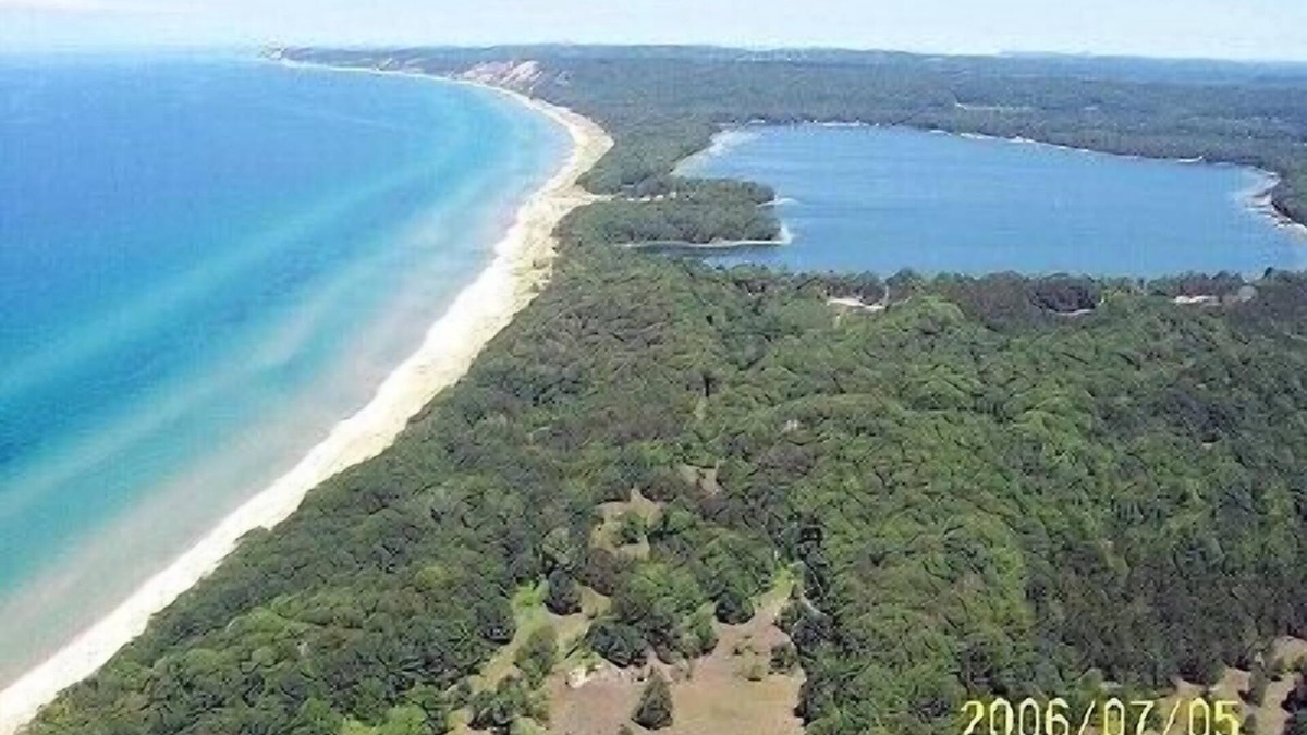 Arcadia Cottage | Waterfront Cabin, Great View, Private Beach, Sunsets