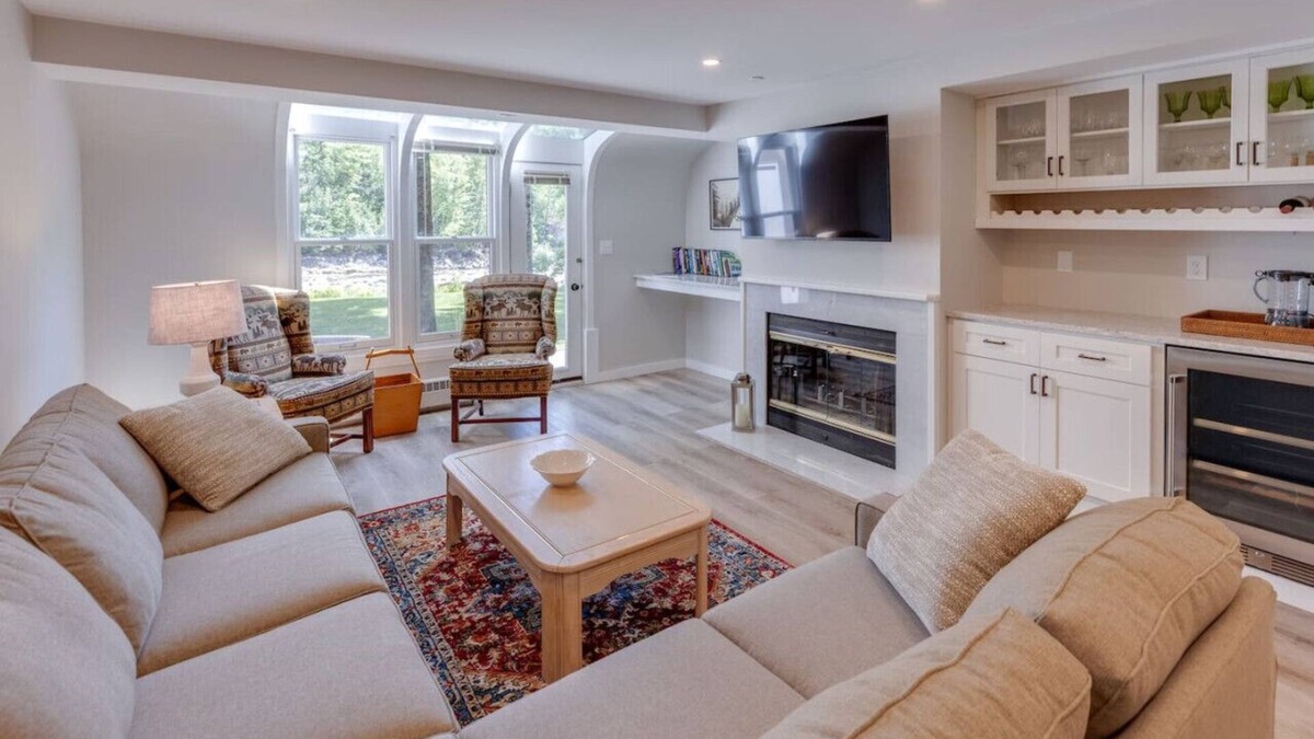 Lincoln House | Waterfront Condo @ Base of Loon!