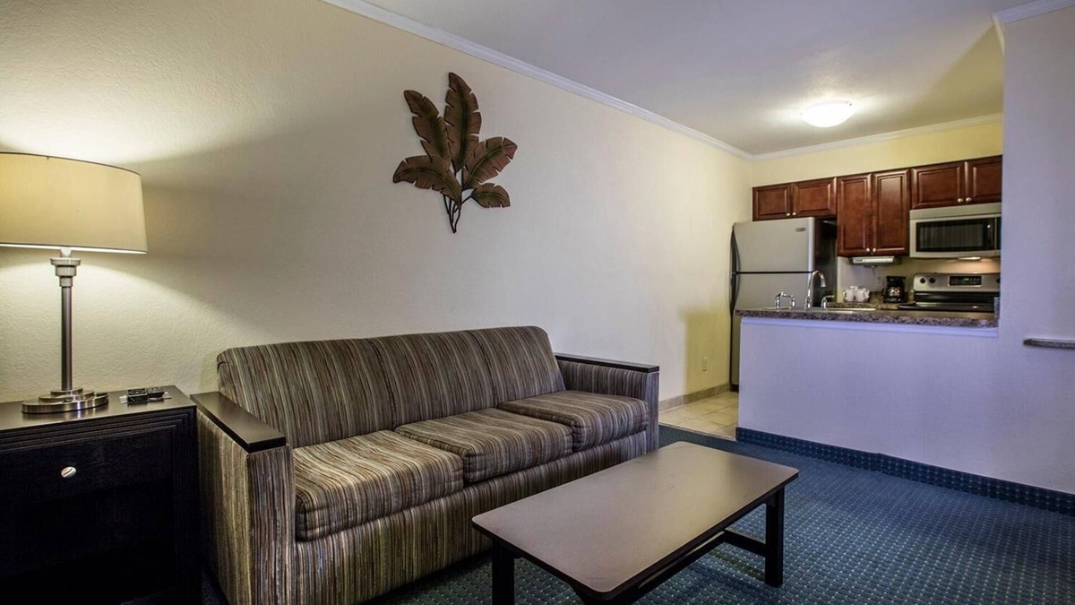 Rocky Point Condo | Waterfront Condo Sleeps 4 in Tampa