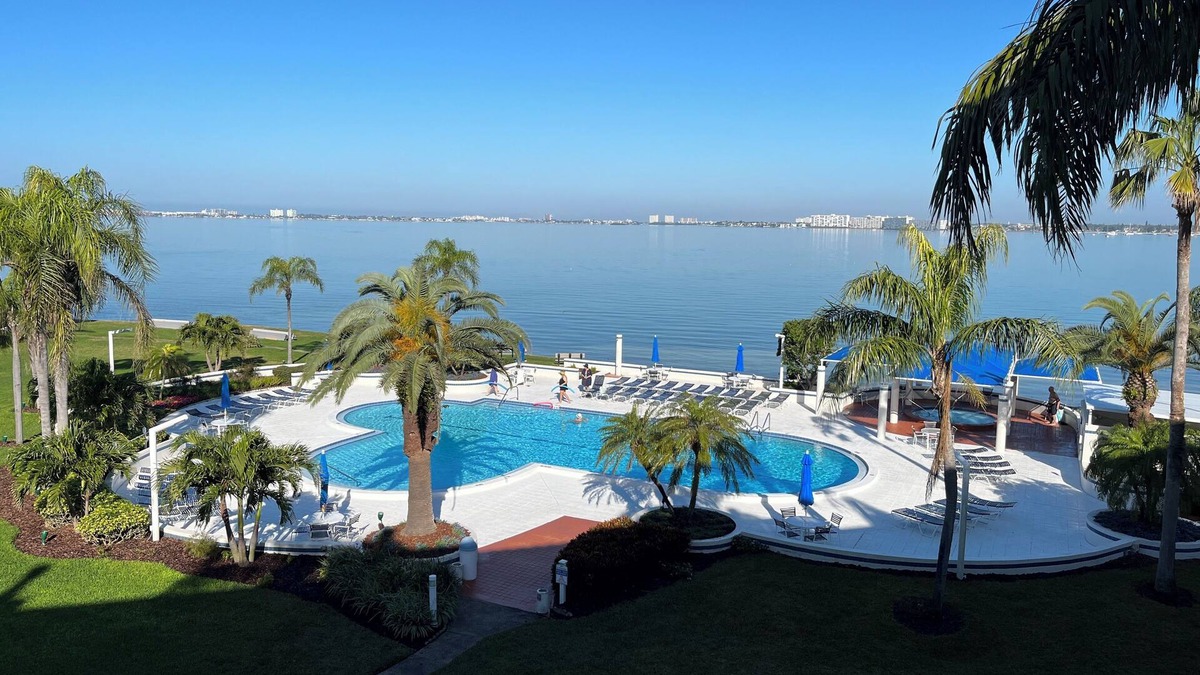Bayway Isles Condo | Waterfront condo with stunning views on Boca Ciega Bay - Isla Key - Updated