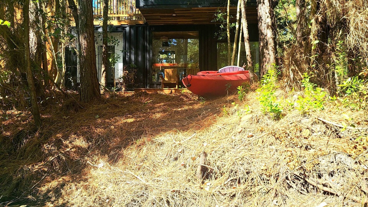 Waller House | Waterfront Container House