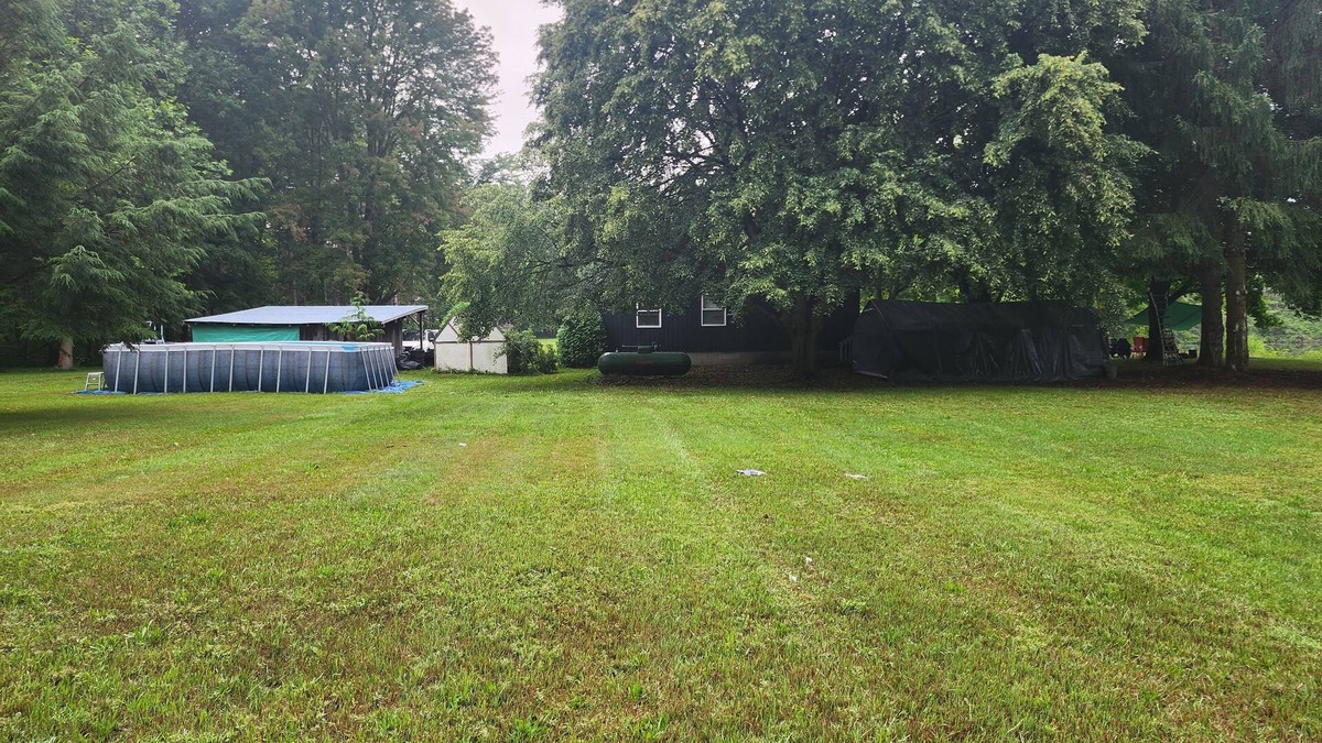 West Elgin House | Waterfront Cottage on Acreage