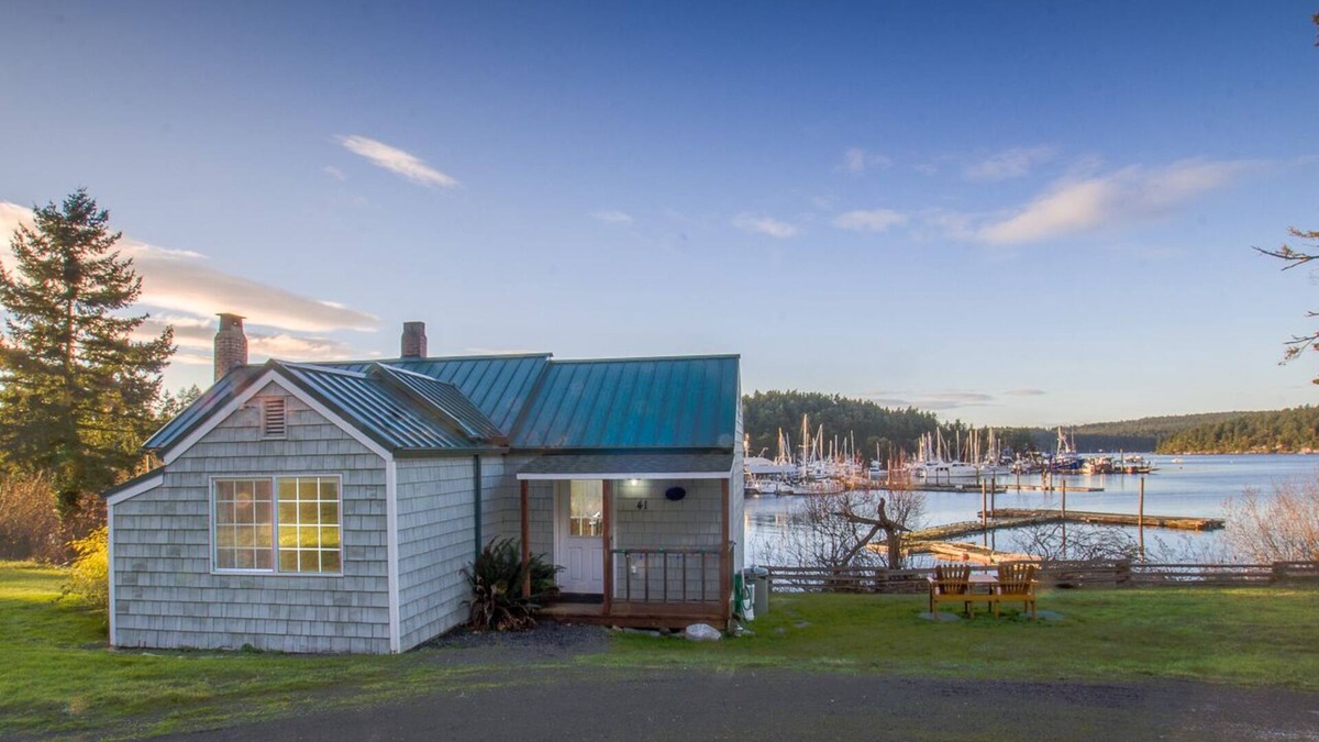 Friday Harbor Cottage | Waterfront Cottage near Friday Harbor - Best Place Cottage