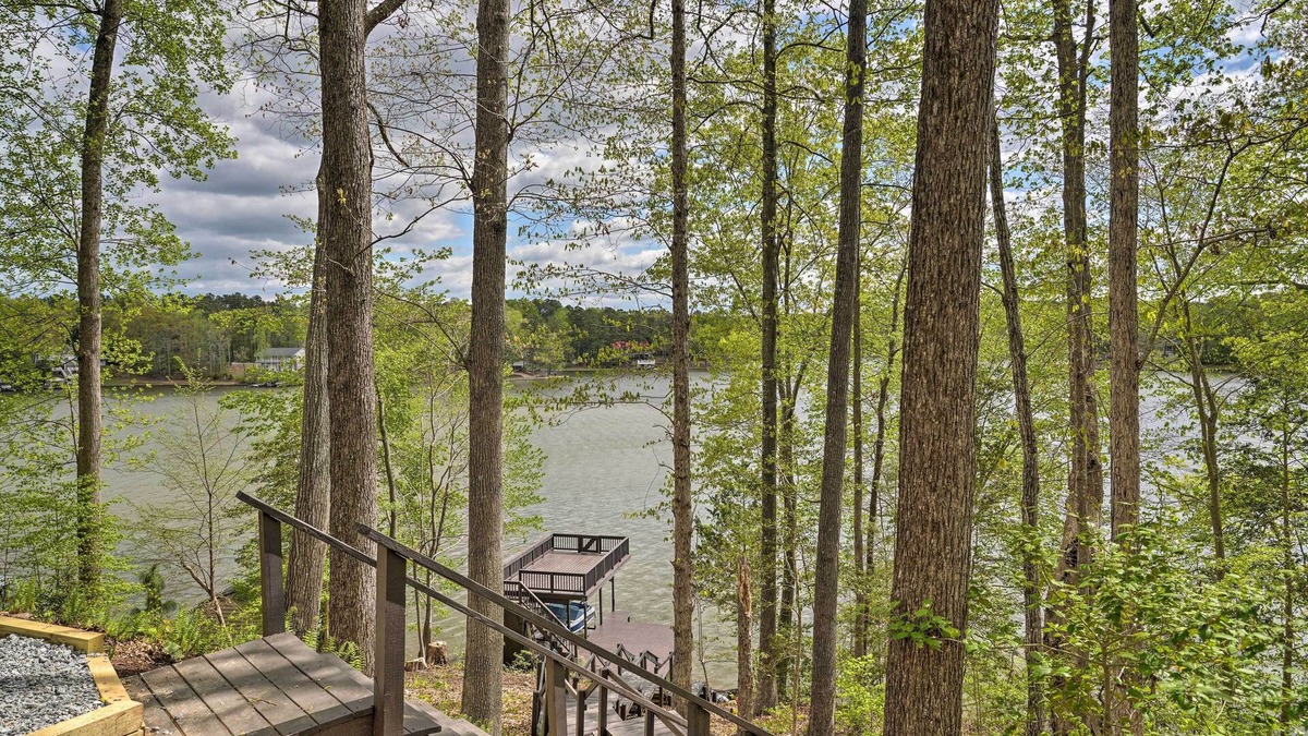Bracey Cottage | Waterfront Cottage w/Boat Dock & 3 Decks!