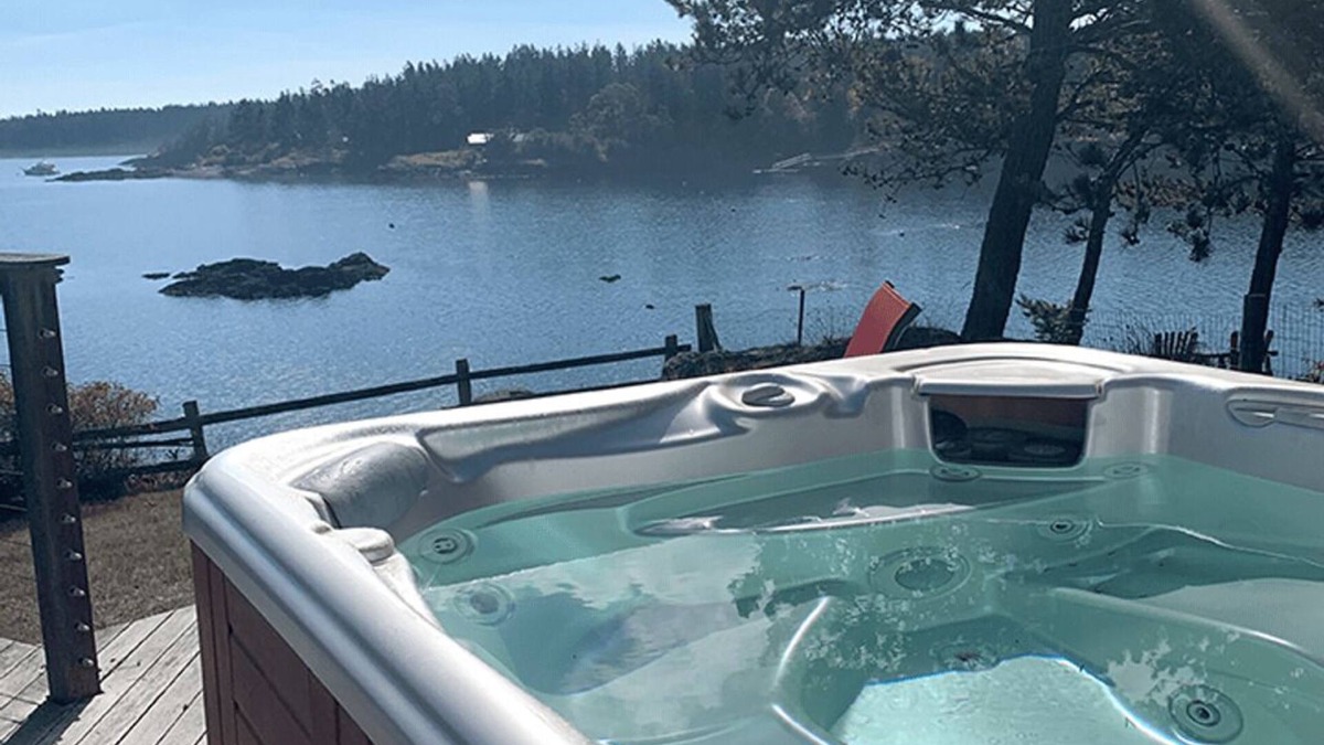 Friday Harbor House | Waterfront Escape with Hot Tub