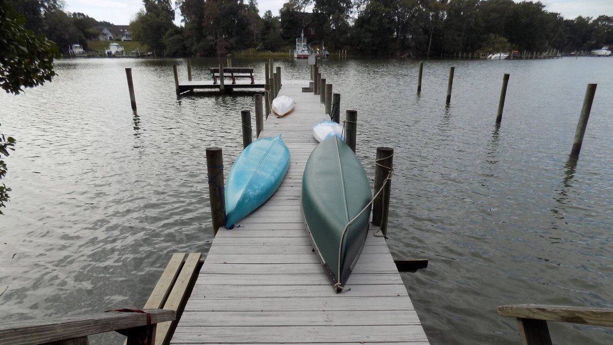Lottsburg House | Waterfront estate - two residences, 6 beds, 4 kayaks, 1 sailboat, 6 charities