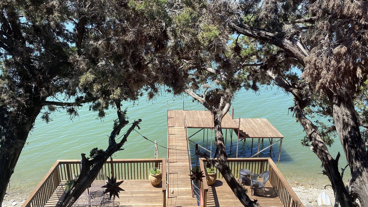 Burnet Cabin | Waterfront, fishing primer, sunning decks, swimming area, kayaks