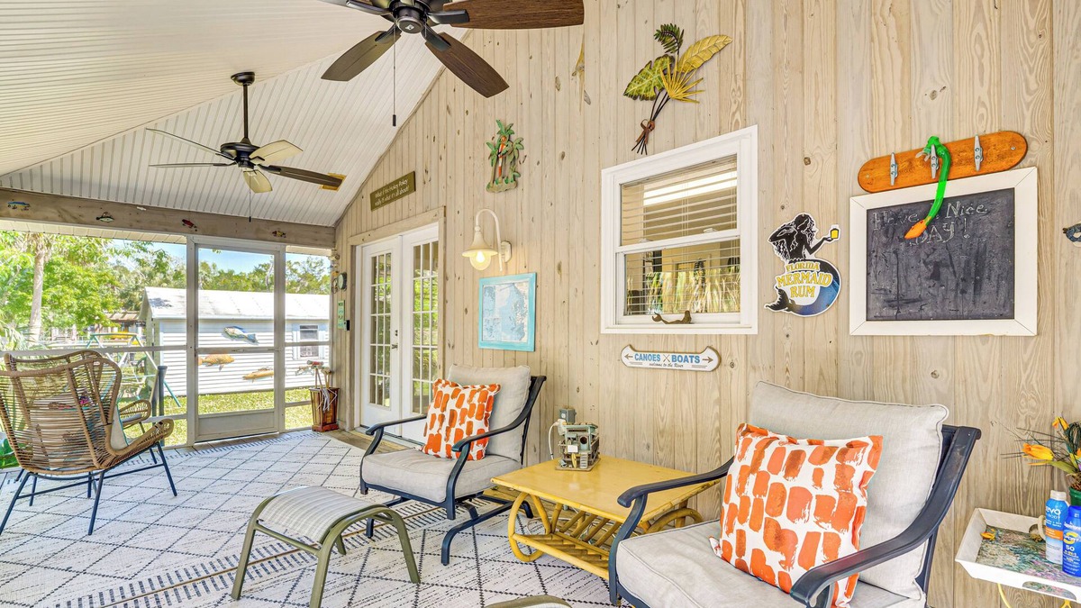 Weeki Wachee Gardens House | Waterfront Florida Abode w/Deck, Grill & Fire Pit