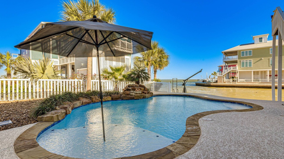 Terramar Beach House | Waterfront Galveston Bay Home w/Private Pool!