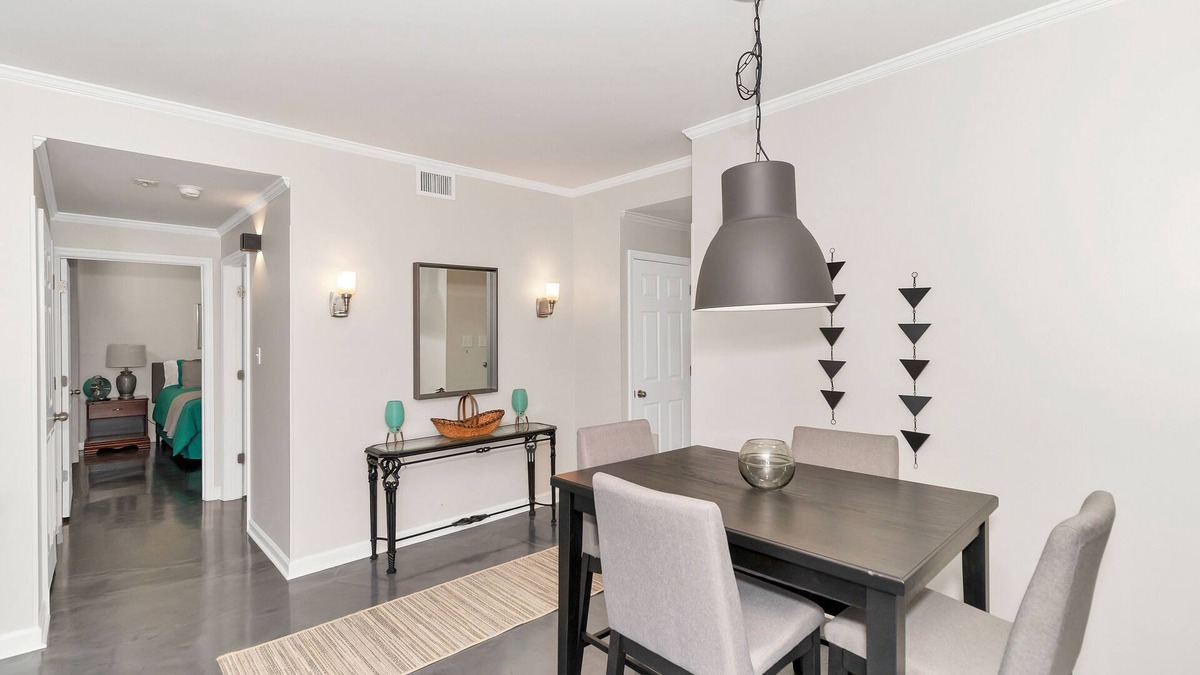Dadeville Condo | Waterfront Getaway at Lake Martin – Deep Water Access & Breathtaking Views
