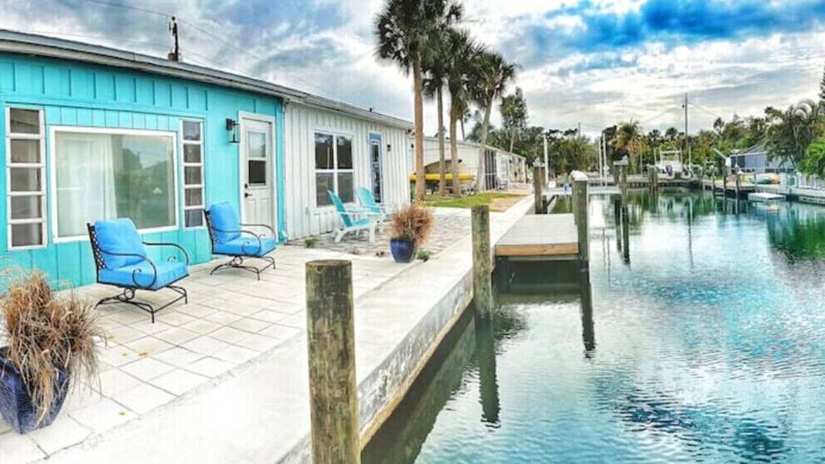 Whitney Beach Villa | Waterfront Getaway Island Villa at Longboat Key