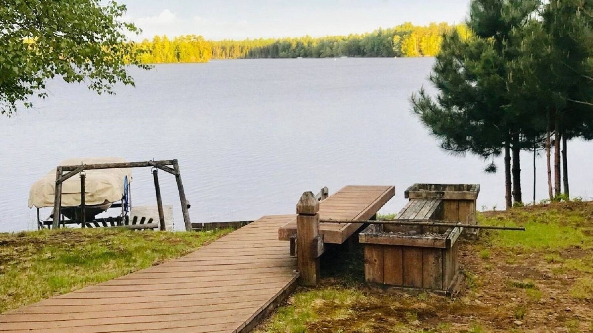 St Germain Cottage | Waterfront Home! Fantastic Lake frontage on Found Lake