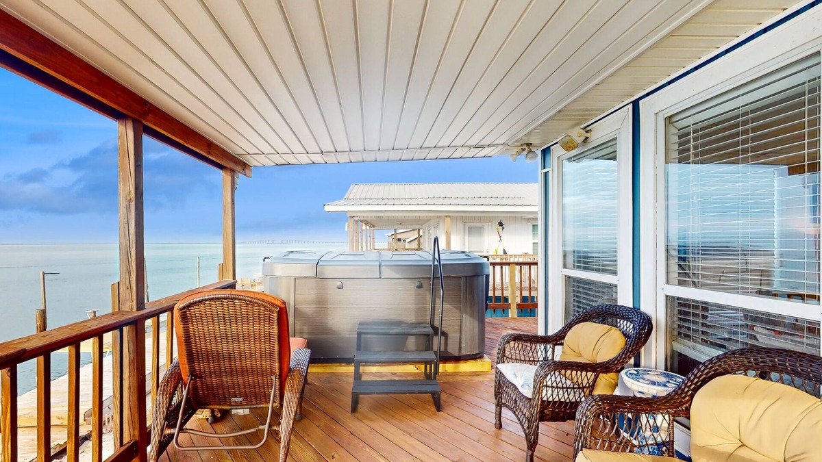 Royal Lagoons House | Waterfront home with bay & sound views, deck, grill, W/D, & AC