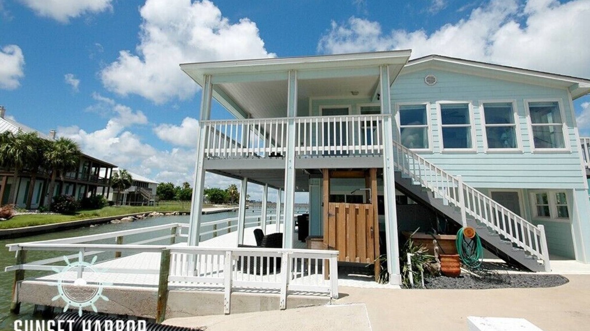 Rockport House | Waterfront Home w/Private Boat Launch & Pier