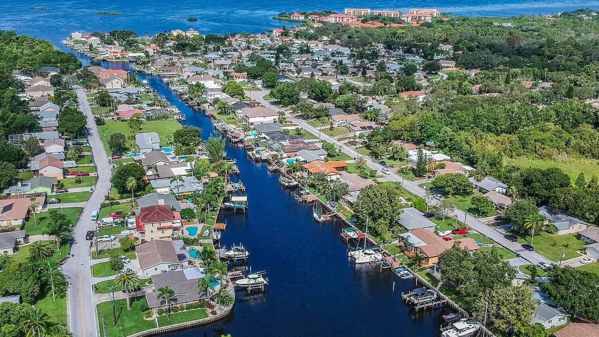 Baywood Village House | Waterfront home with dock. Pontoon boat available for fishing and beaches.