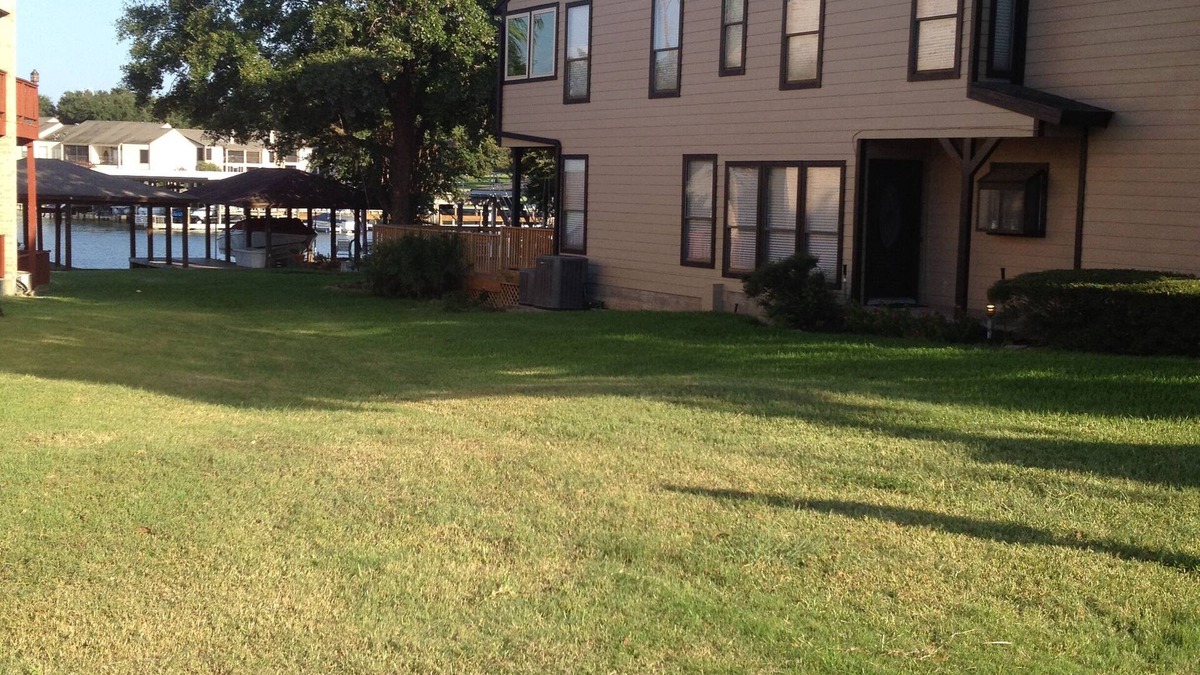 April Sound House | Waterfront House on Lake Conroe in April Sound at the Marina