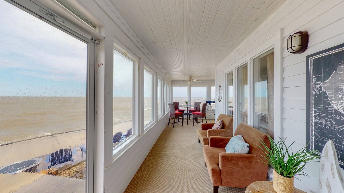 Huron House | Waterfront Huron Lake House 5 bed/3bath minutes from Cedar Point and SportsForce