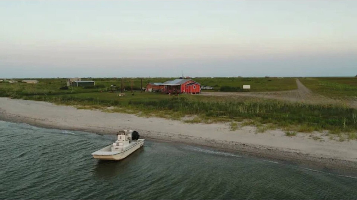 Matagorda Cabin | Waterfront Island Getaway