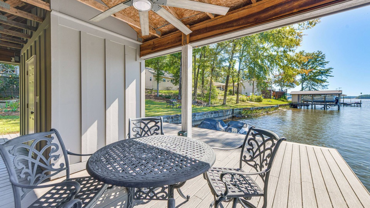 Smith Mountain Estates House | Waterfront Lake Martin Home w/Private Dock!