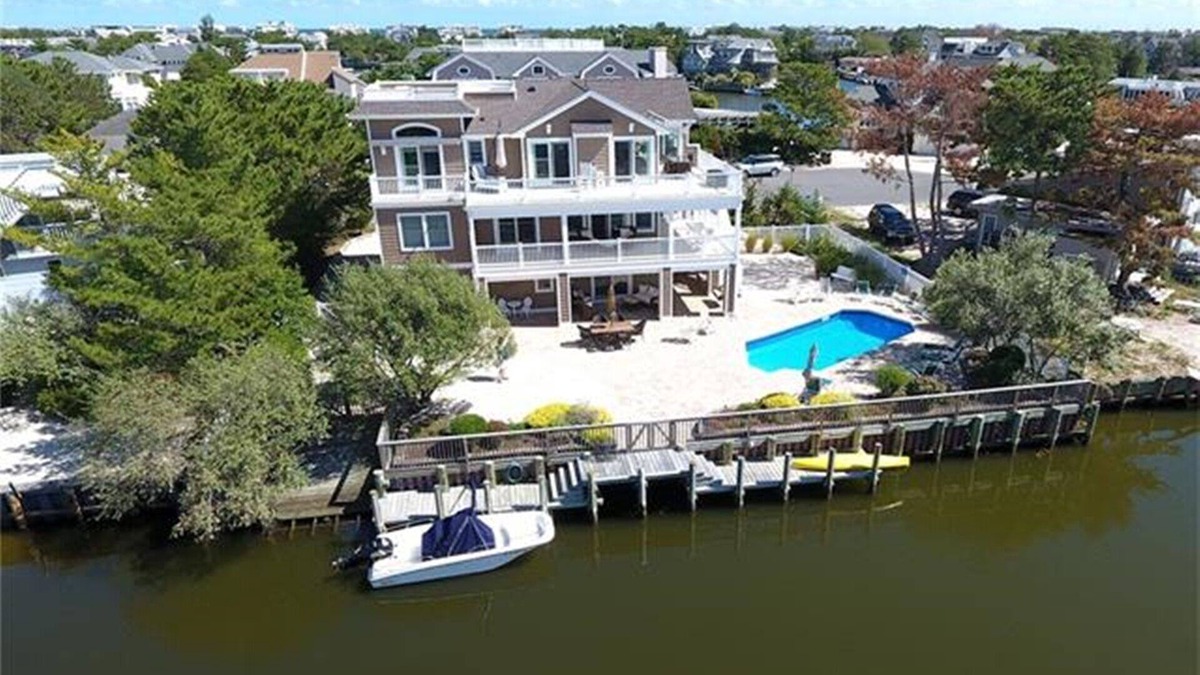 Loveladies House | Waterfront luxury beach house, short walk to the beach. The perfect resort! 2025