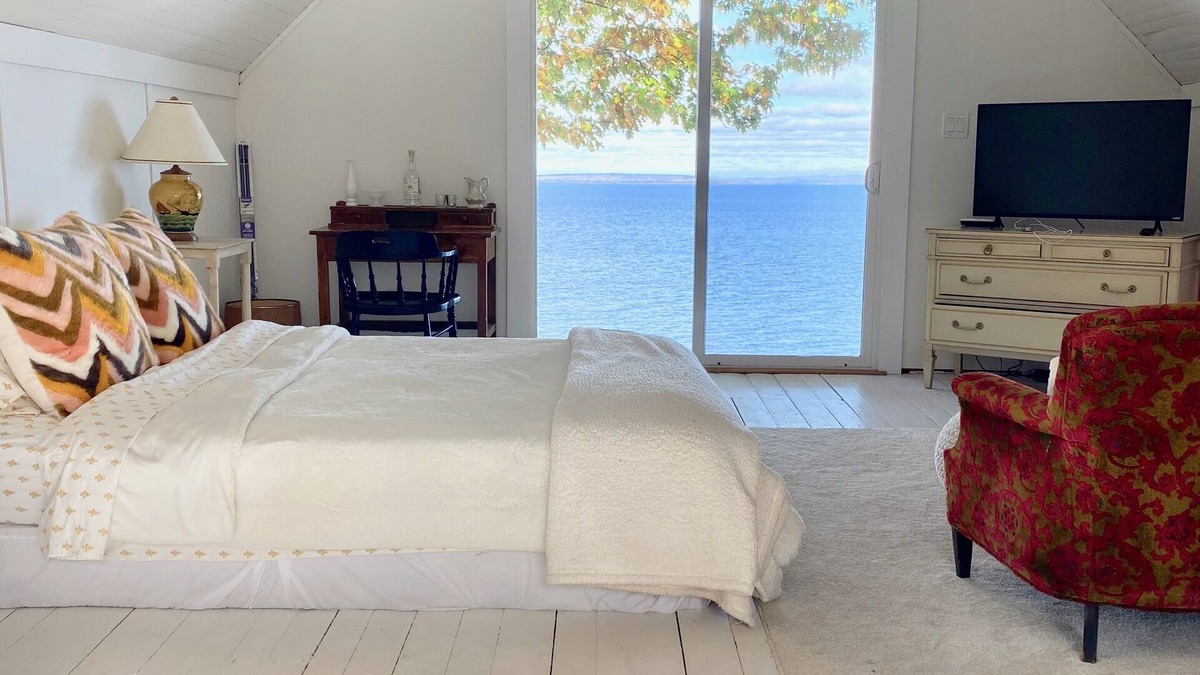 Bayside Cottage | WATERFRONT Maine Historical Cottage with Separate Guest Cottage