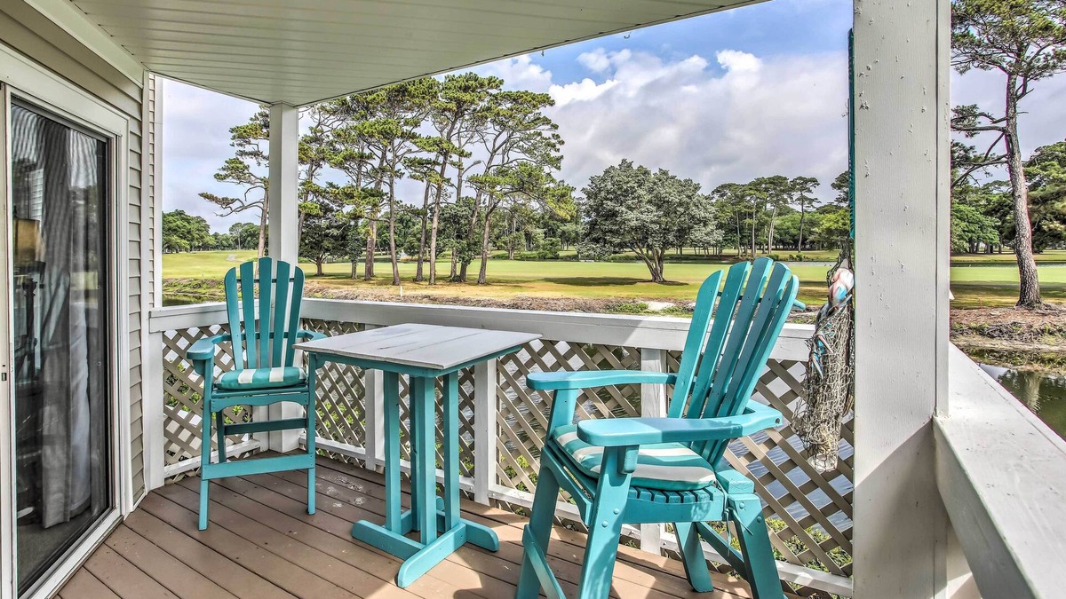 Cherry Grove Beach Condo | Waterfront North Myrtle Beach Condo w/Pool Access