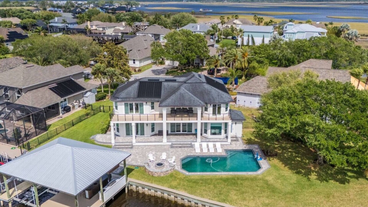 Isle of Palms House | Waterfront Oasis - 5 bedrooms, private pool and 2 docks