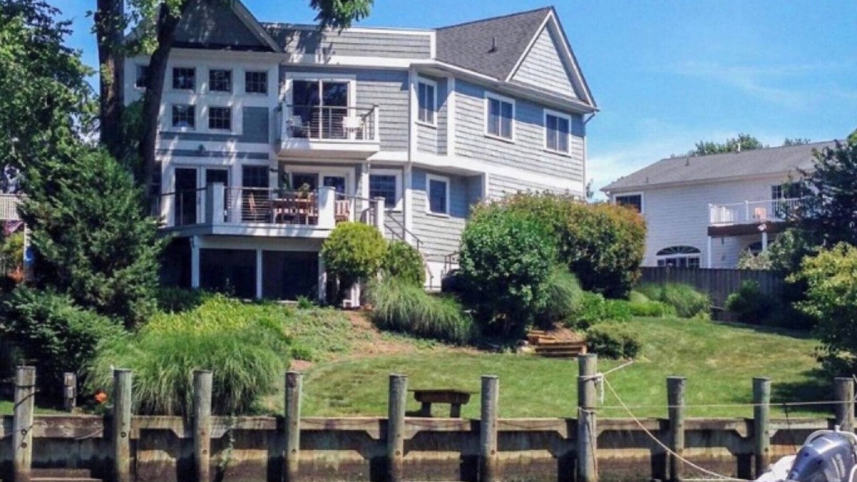 Annapolis House | Waterfront Oasis in Eastport-Easy Walk to Downtown
