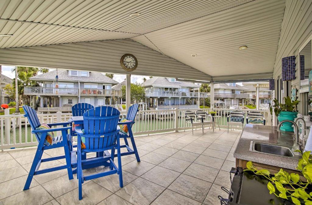 Port Isabel House | Waterfront Port Isabel Getaway Bring Your Pet!