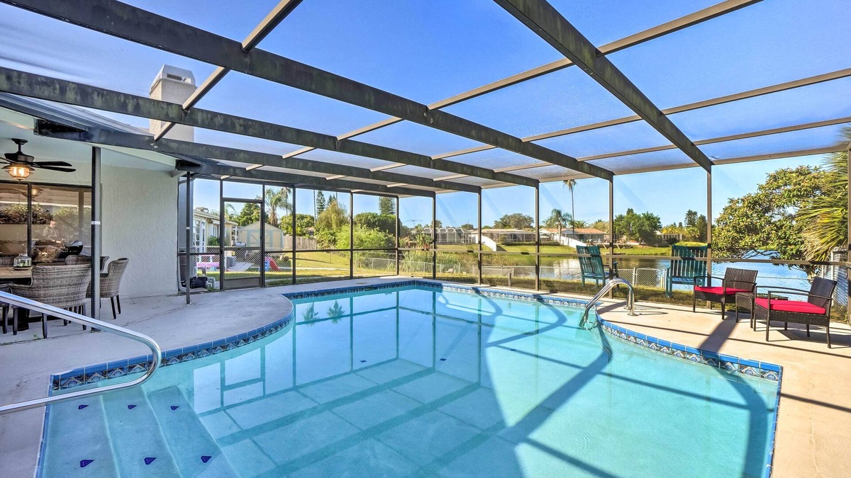 Regency Park House | Waterfront Port Richey House w/Heated Pool!
