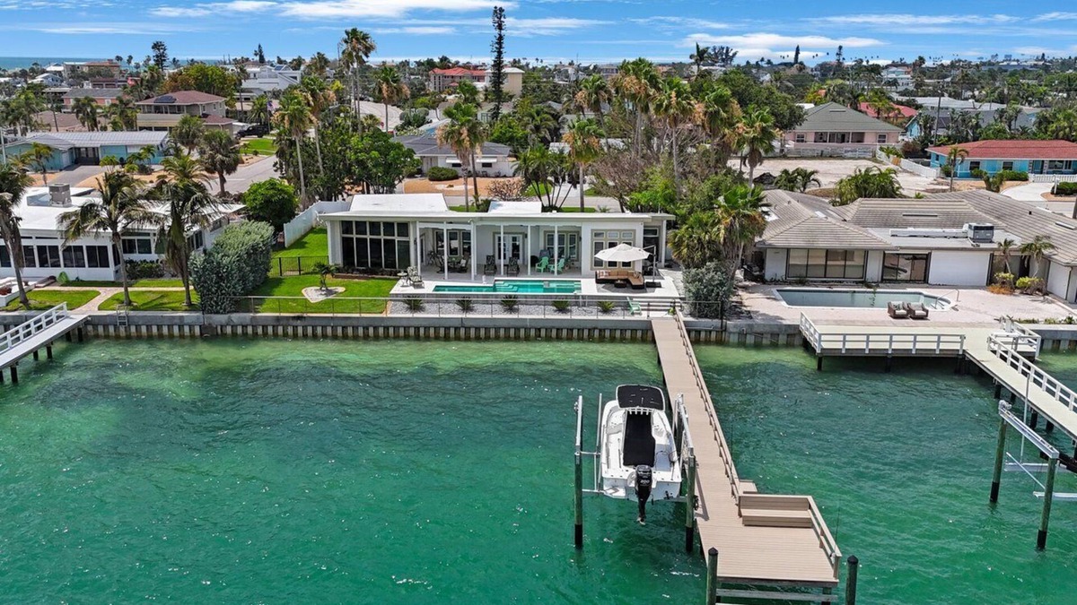 Vina Del Mar Island House | Waterfront Retreat | Pass-A-Grille & Private Pool