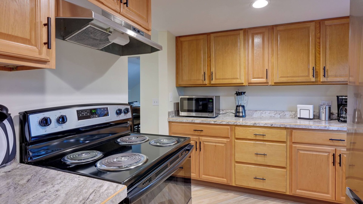 Bay City Apartment | Waterfront Retreat 2 Mi to Bay City State Park!
