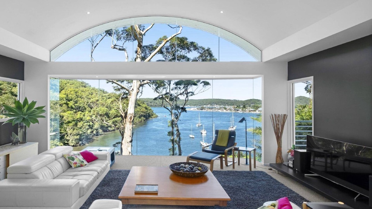 Daleys Point House | Waterfront Retreat - Waterfront @ Daley Point